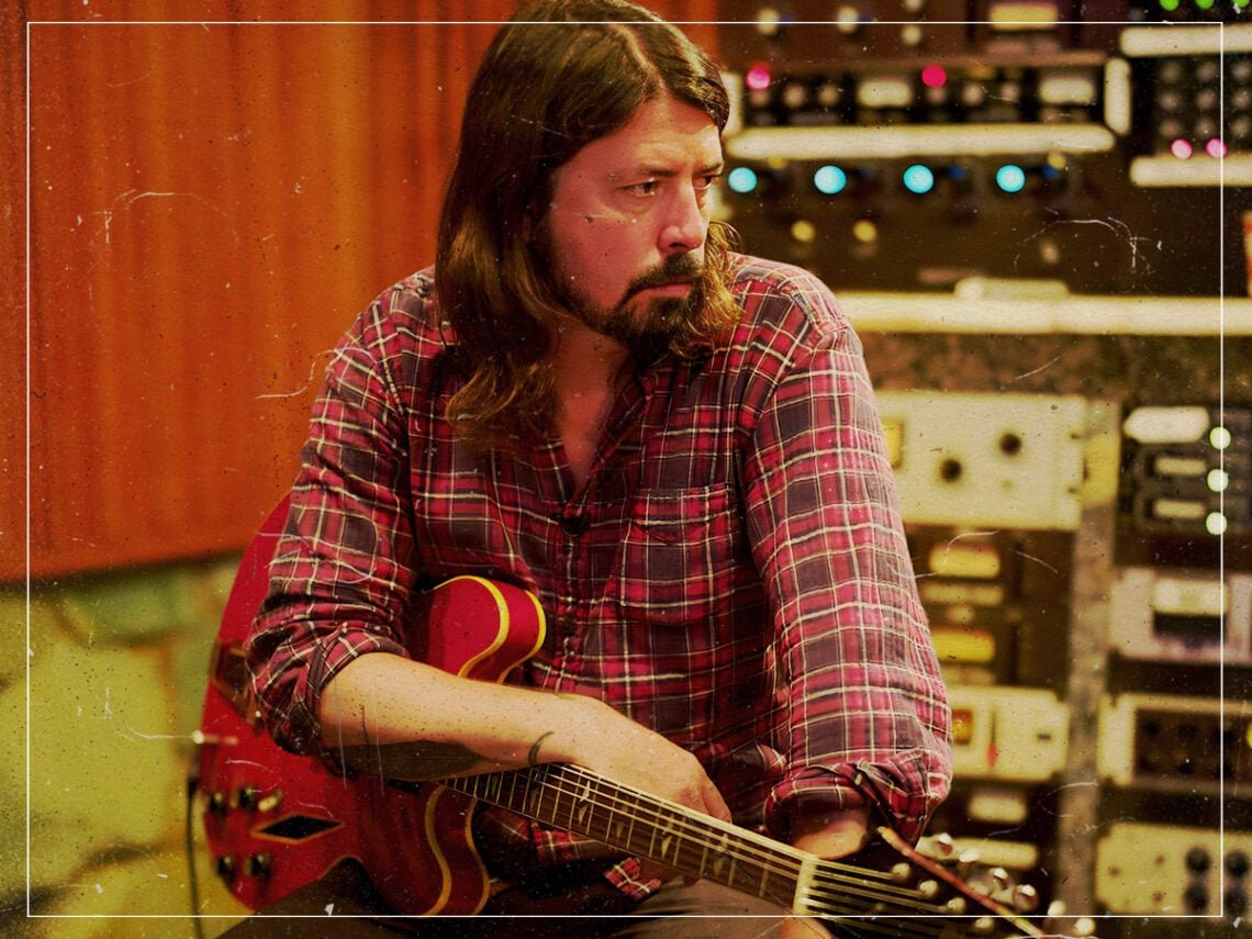 Dave Grohl - Foo Fighters - Guitarist - Singer - Musician - Drummer