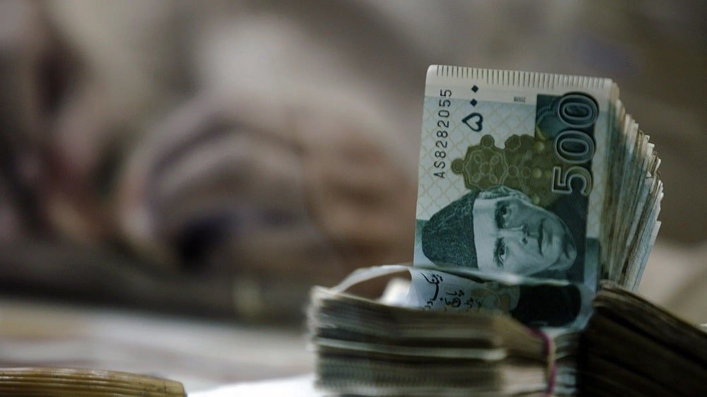 Lucky Investments Crosses Rs. 100 Billion in Assets Under Management