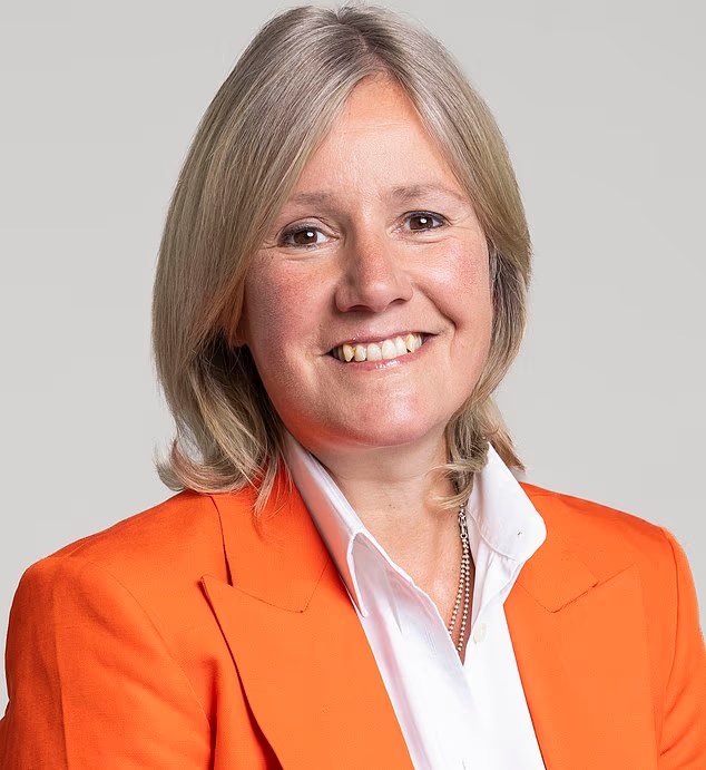 Nine financial experts reveal exactly how they’re protecting their OWN money ahead of a market crash – and how you can too