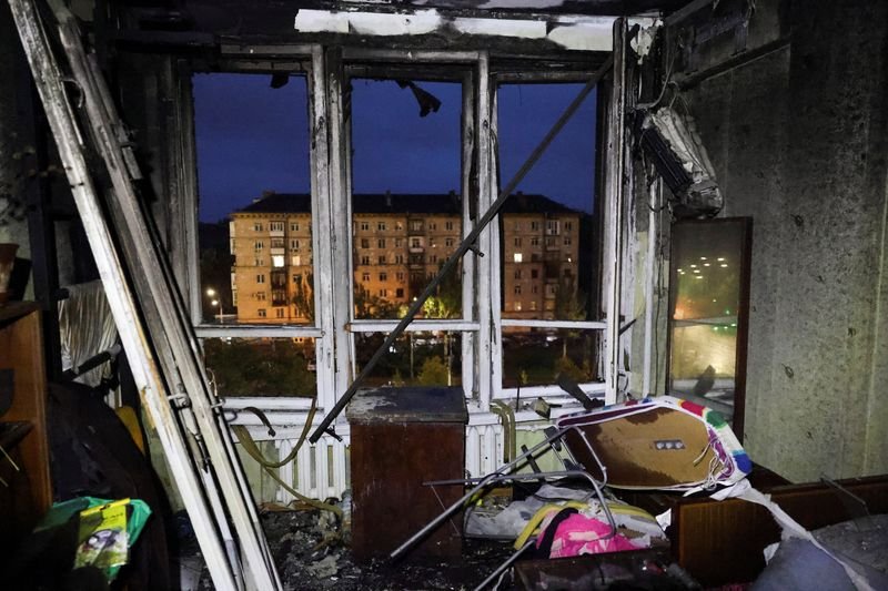 Russia strikes Kyiv apartments, energy sites in major attack