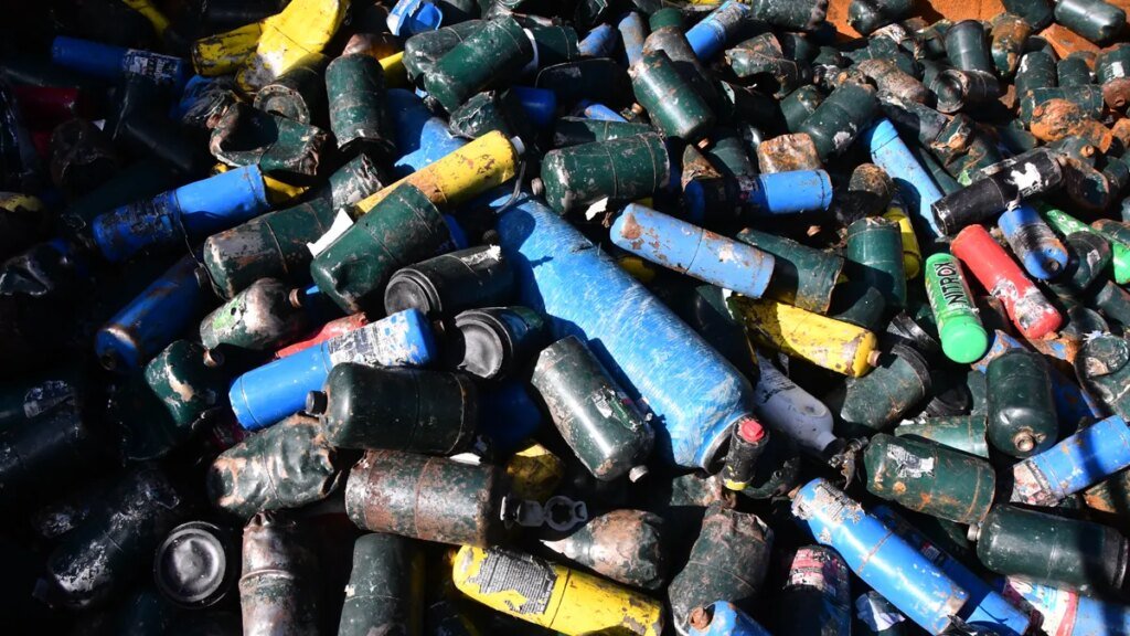 Water bottles? Yes. Propane tanks? No. Brevard’s WM recycling do’s and don’ts