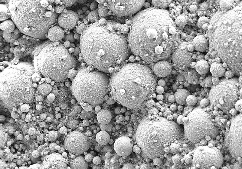 “Living metal” could connect electronics and biology like never before