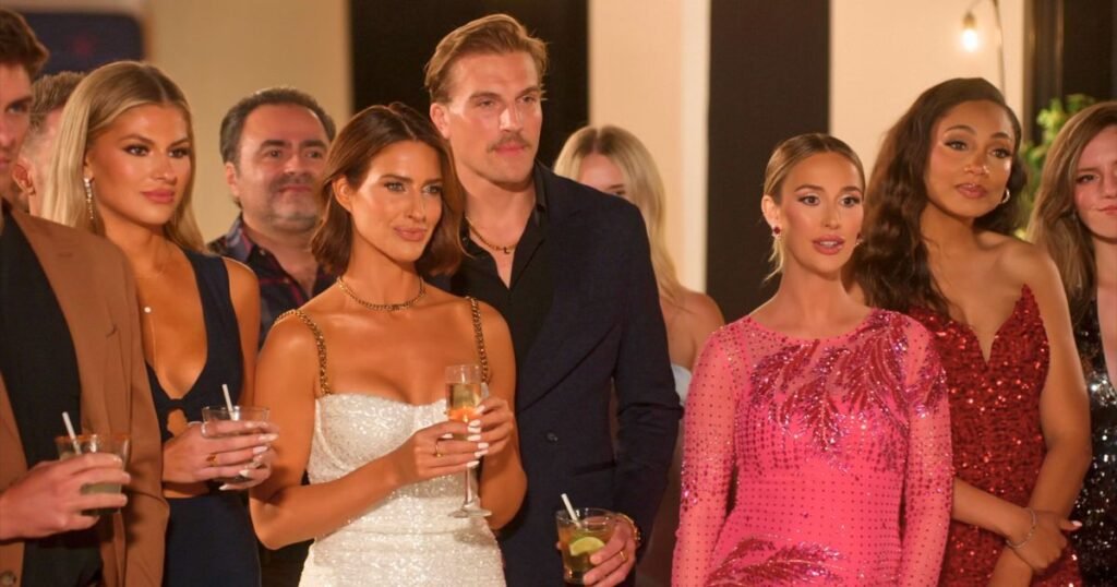 A deep dive into which Selling The OC cast are legit qualified real estate agents