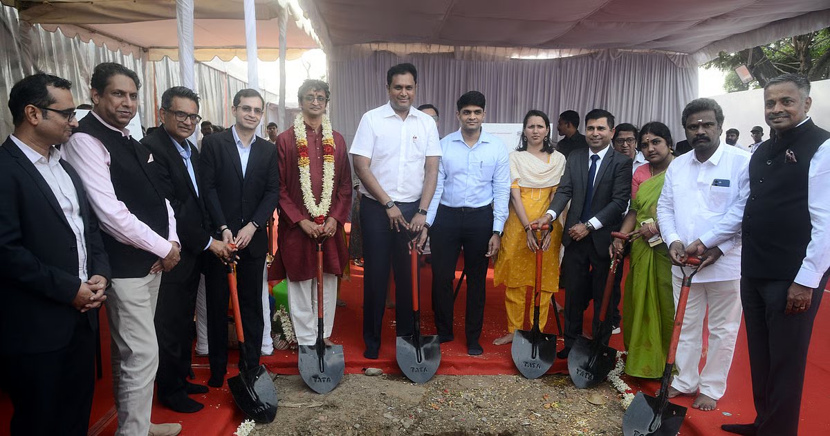 Rajaa lays foundation for ‘Cube’, says CM likely to open Chennai Fintech Tower in January